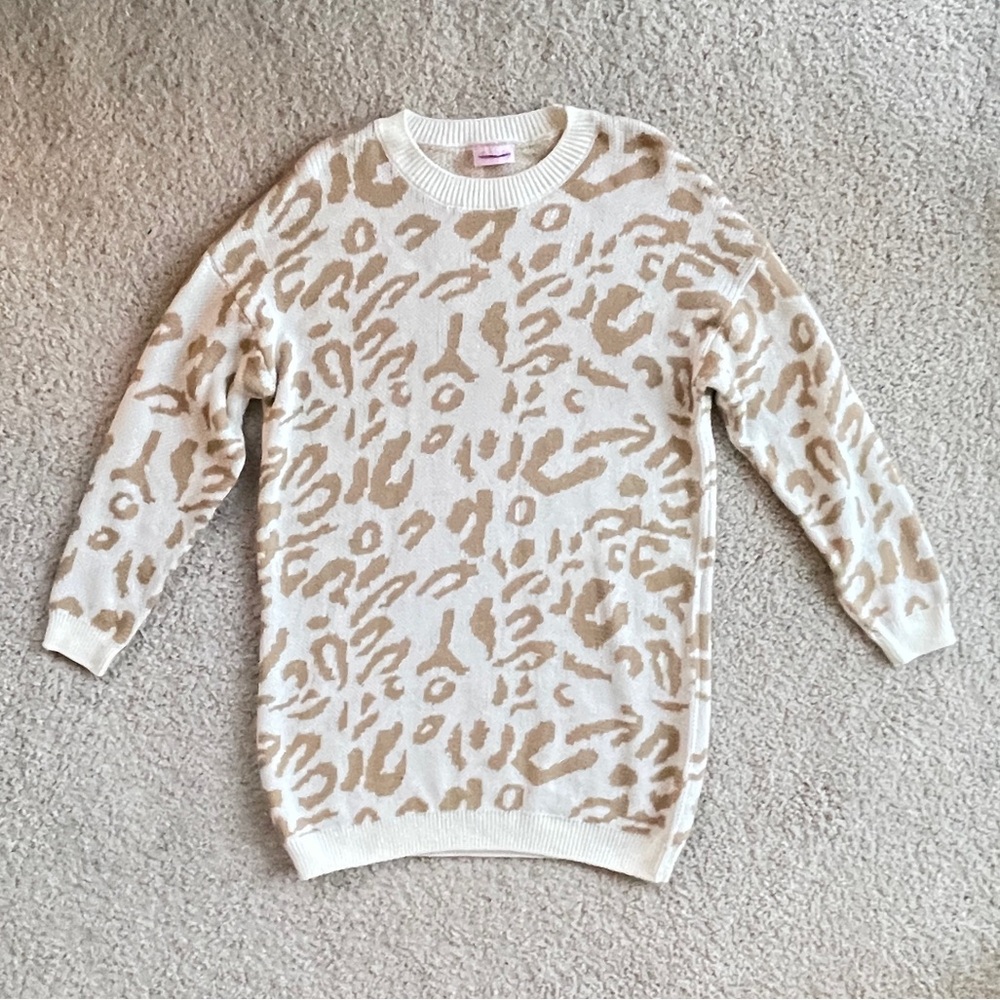 Pink Lily Leopard Print Cream Tan Stretch Long Sleeve Sweater Dress Size Medium
